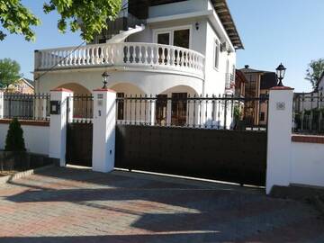 Фото номера Улучшенный двухместный номер с 1 кроватью Гостиница Villa Del Mar г. Архипо-Осиповка 12