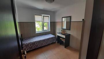 Фото номера Стандартный трехместный номер Гостиница Villa Del Mar г. Архипо-Осиповка 9