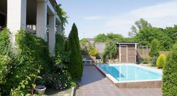 Фото Гостевой дом Villa Holiday &amp; White House г. Архипо-Осиповка 2